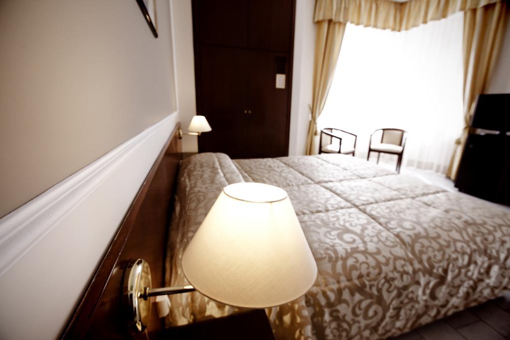 טאורמינה Hotel Continental מראה חיצוני תמונה